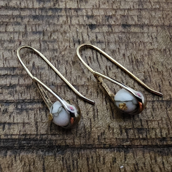 Assorted Women’s Gold Tone Earrings - Set of 4 Pairs - Picture 5 of 5